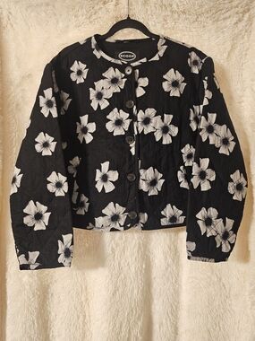 Scoop BNWT Black Floral Quilted Bomber Jacket